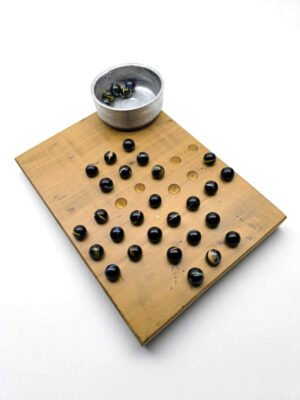 Senku de madera y bolitas (canicas)